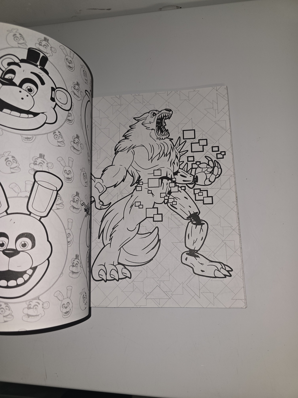 The Official Five Nights at Freddy's Coloring Book - White with Red Text - Picture 4 of 8